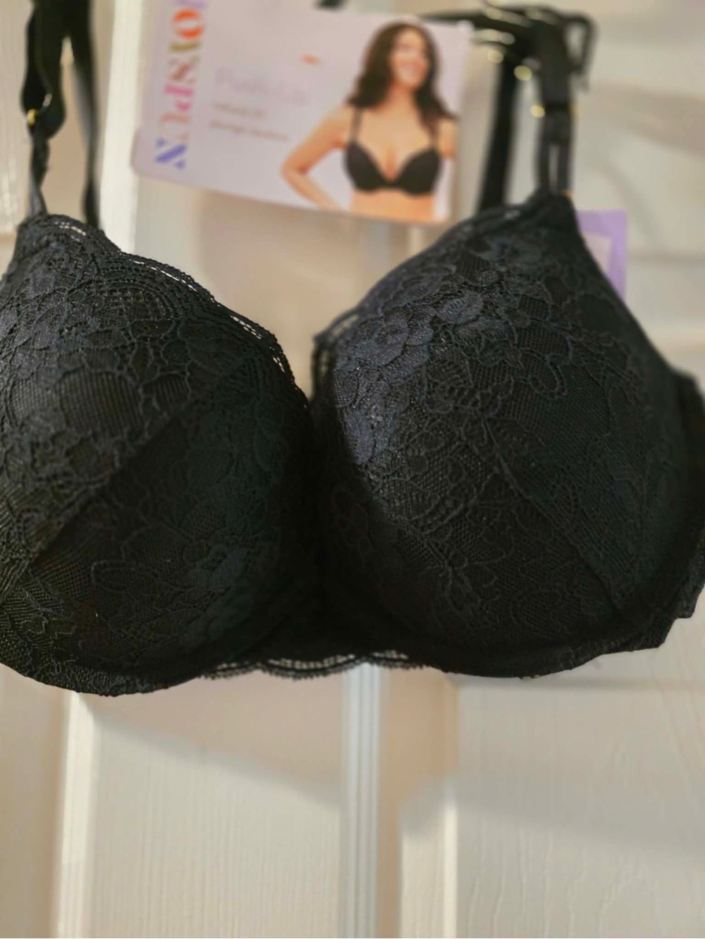 Women’s Black Lace Bra